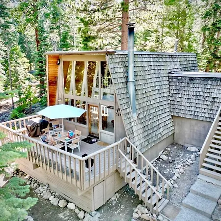 Modern And Private Cabin In The Woods